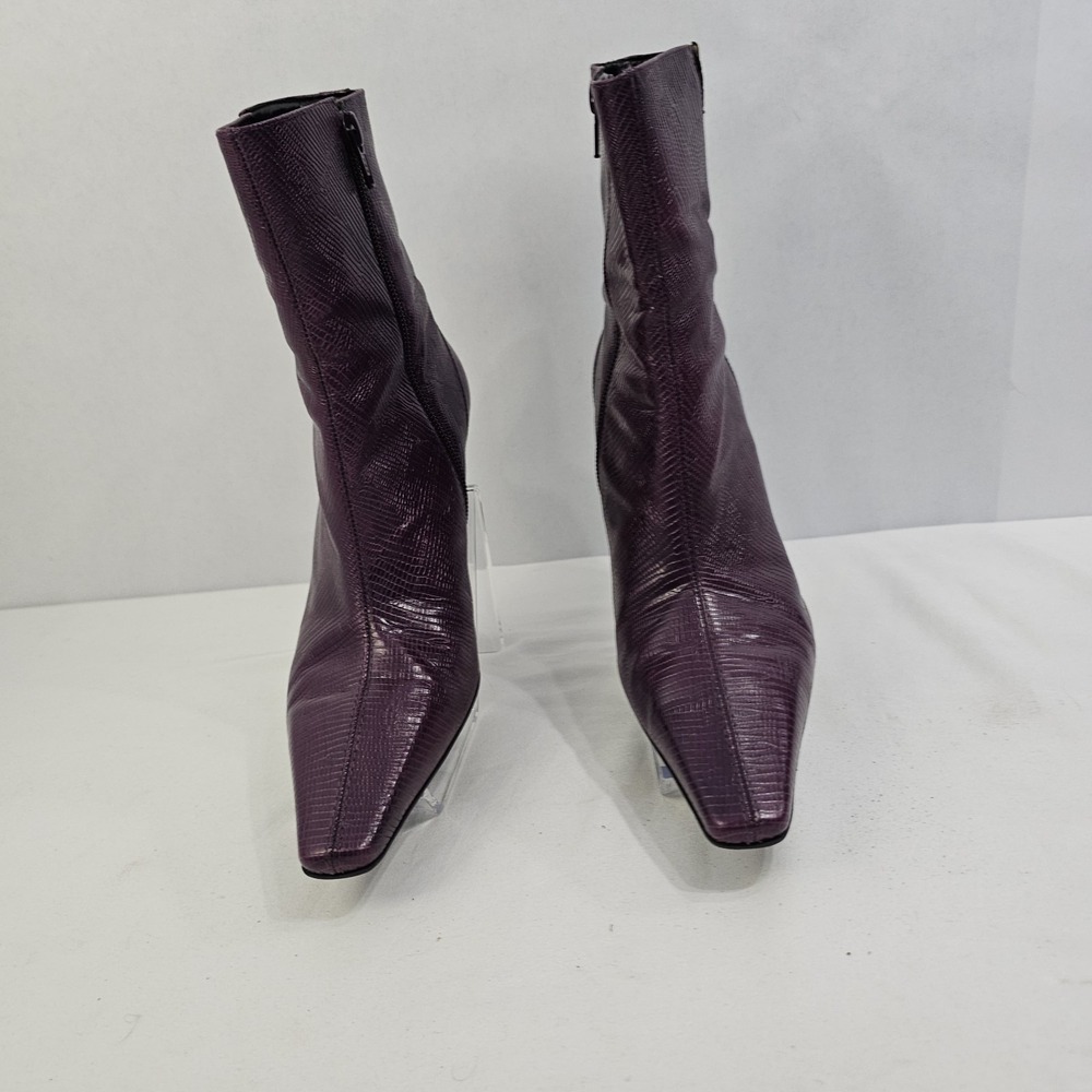 Gianni Bini Ankle Boots Womens Size 7 Purple Berry Faux Snakeskin Side Zip 2.5in - Picture 2 of 8